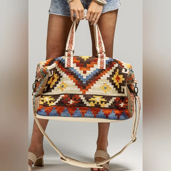 Boho Chic Travel Bag - Navajo Aztec Inspired Design - Handmade Fully Fine Cotton - Picture 7 of 10